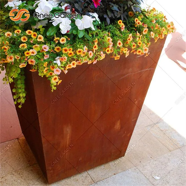 Chậu trồng cây bằng thép Corten tùy chỉnh