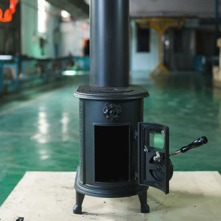 Lò sưởi gỗ trong nhà